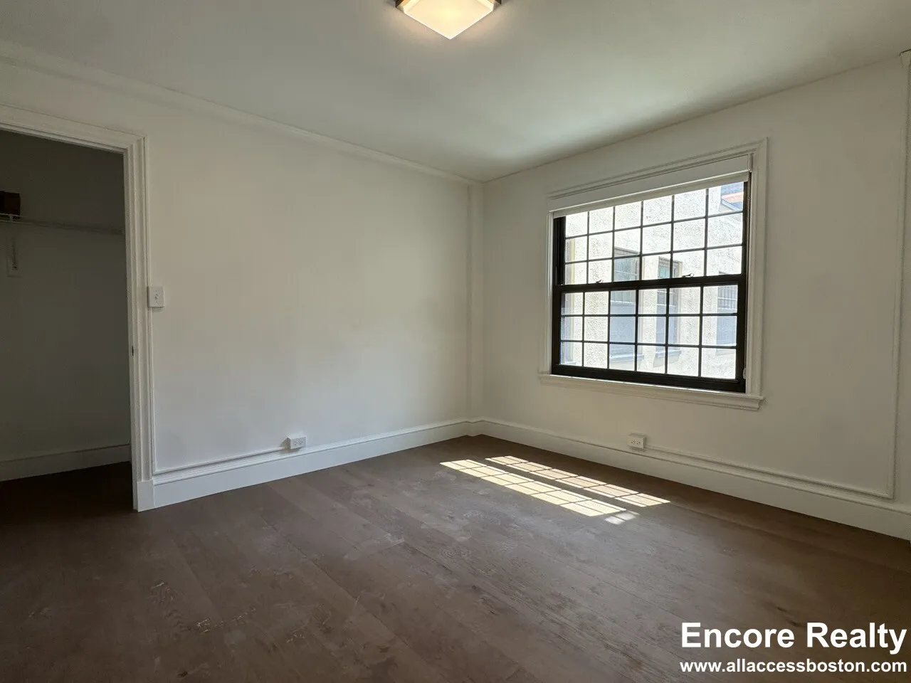 1200 Massachusetts Ave, Riverside