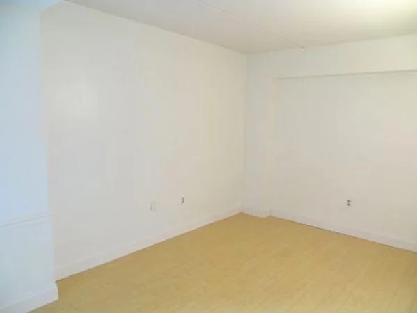 108 Peterborough St, Fenway