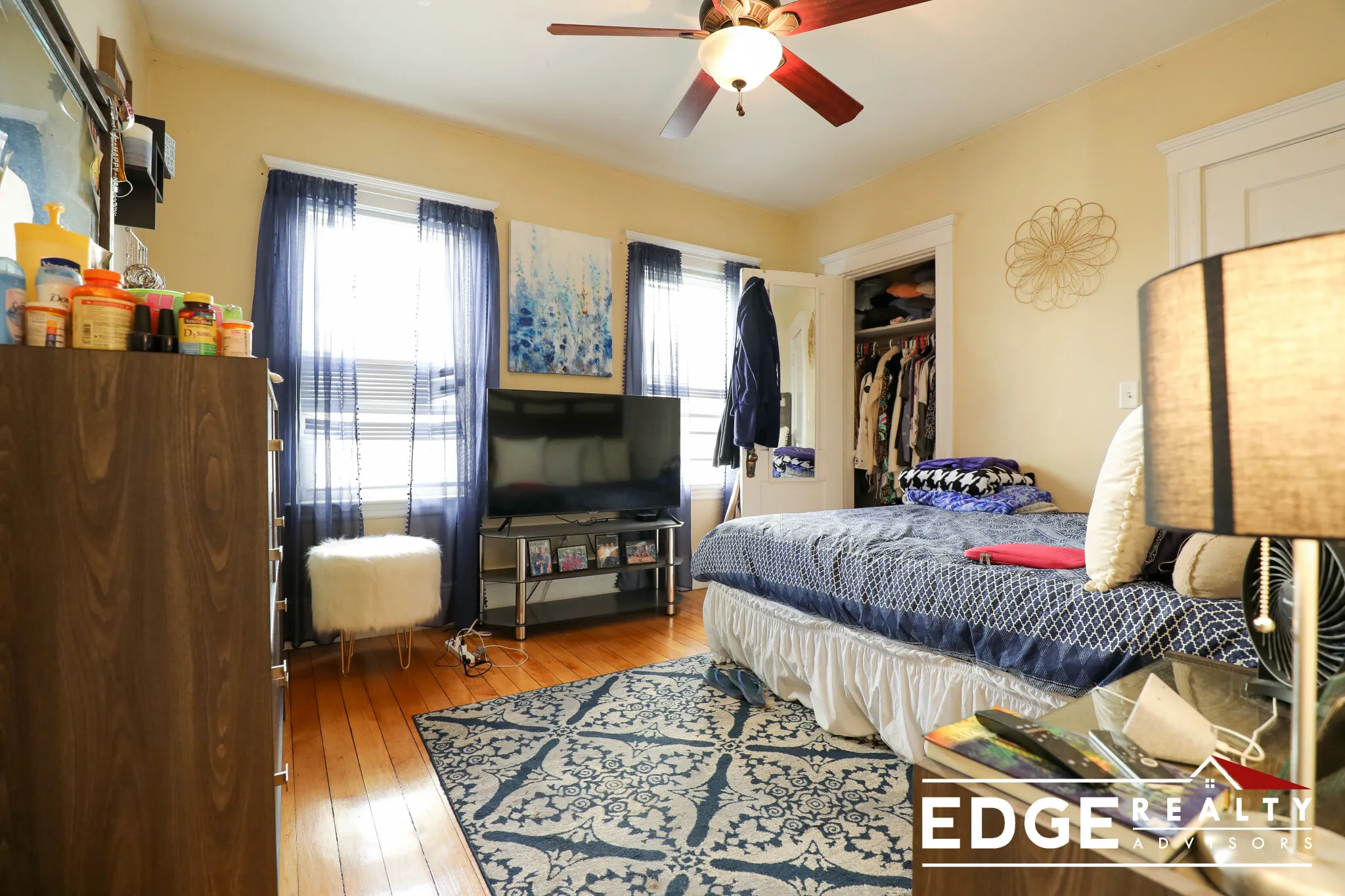 50 Atkins St, Oak Square