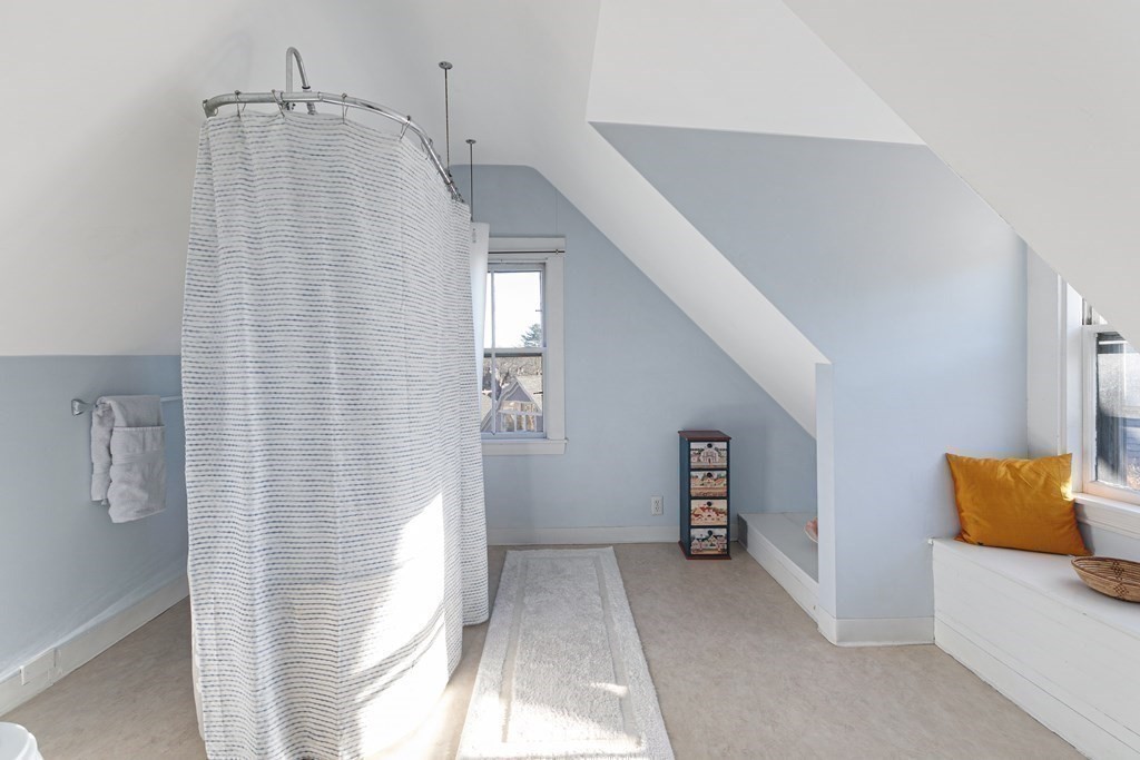 74 Buckingham, Harvard Square