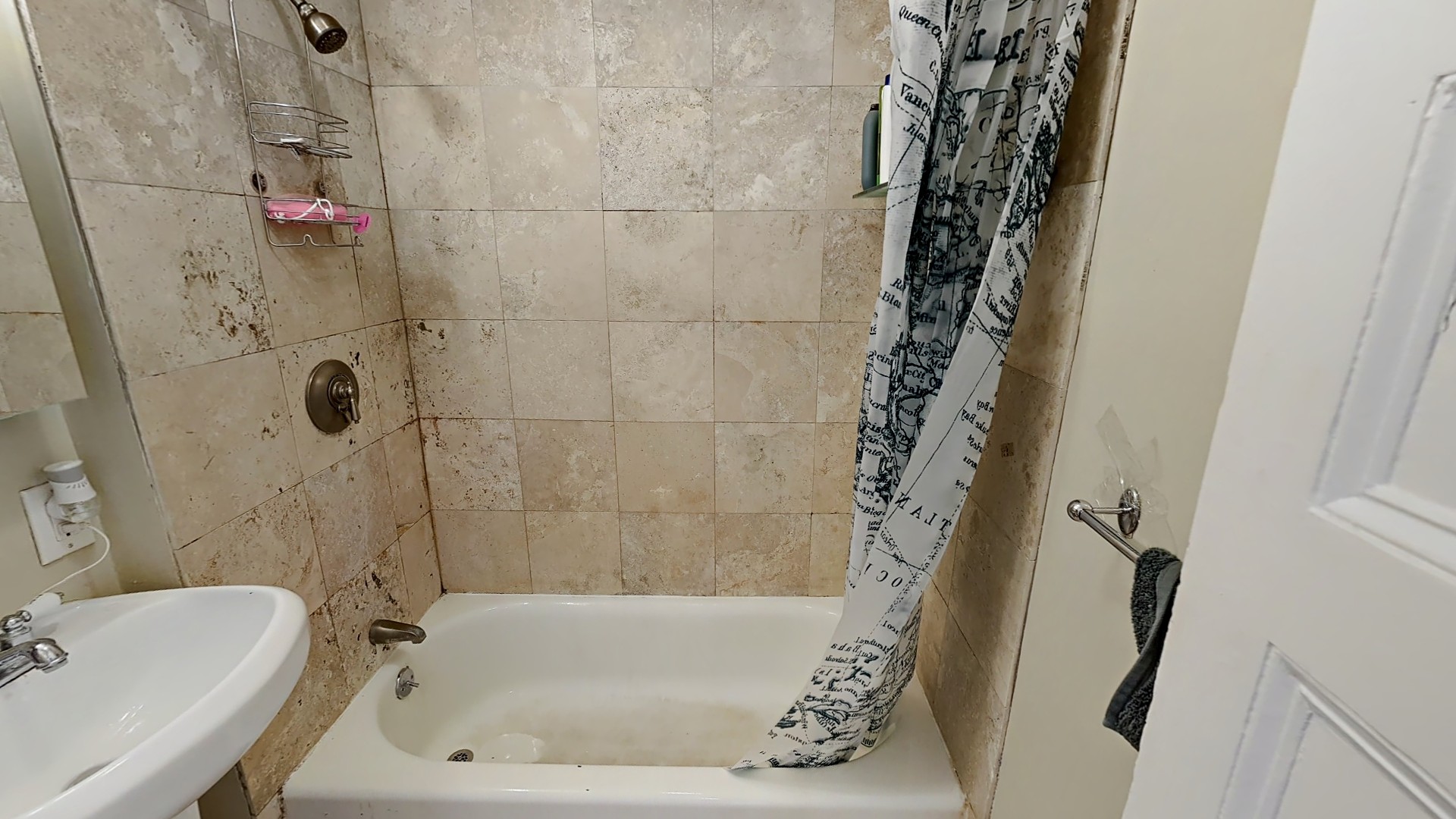 616 Columbus Ave, Roxbury