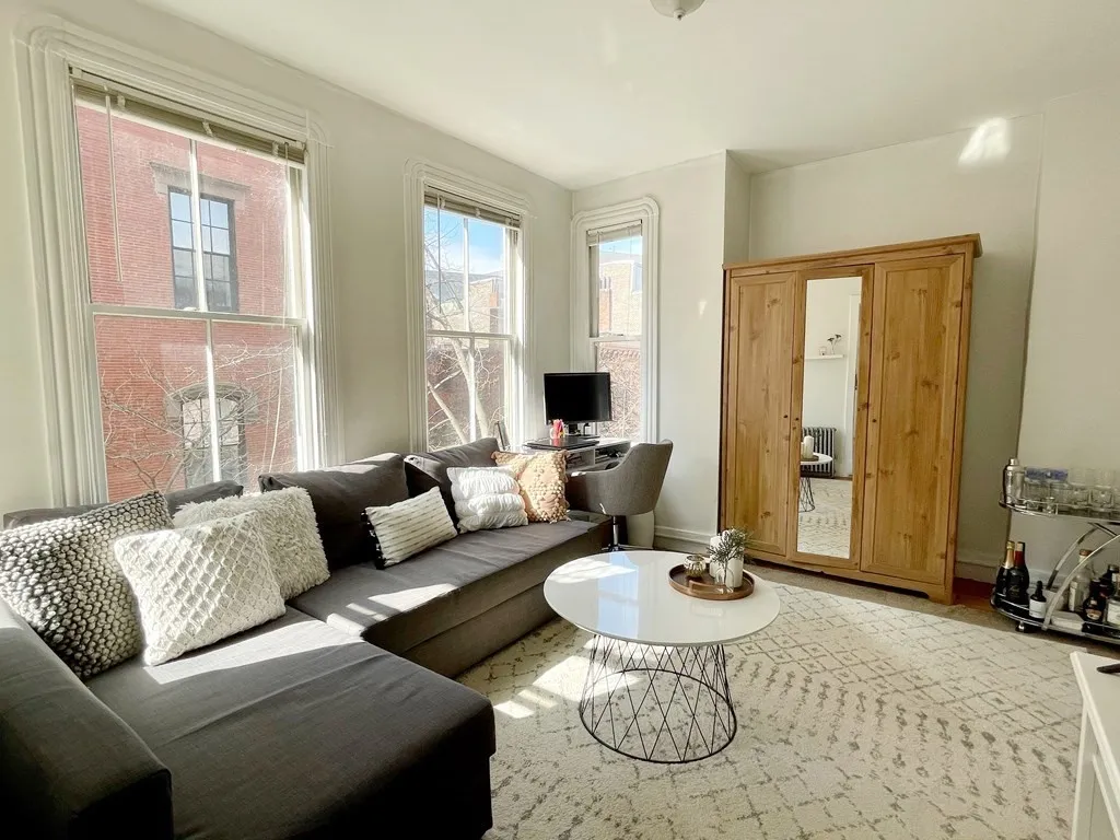 24 Anderson St, Back Bay