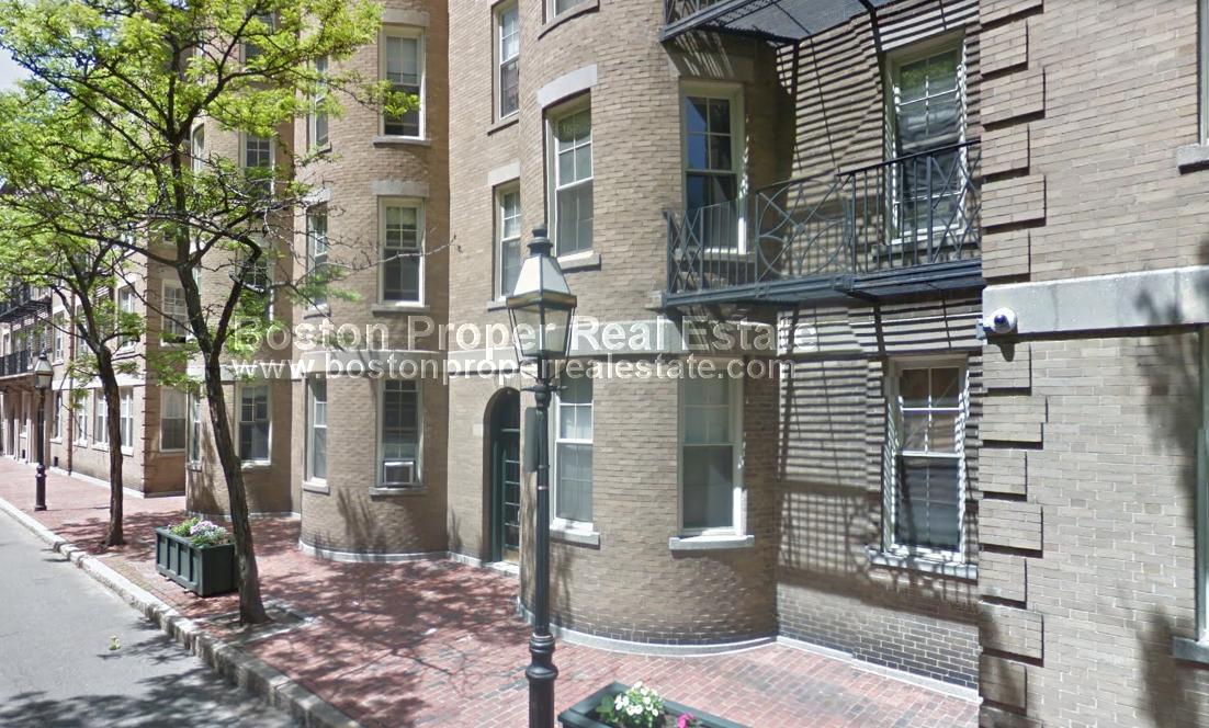 44 Clearway St, Back Bay