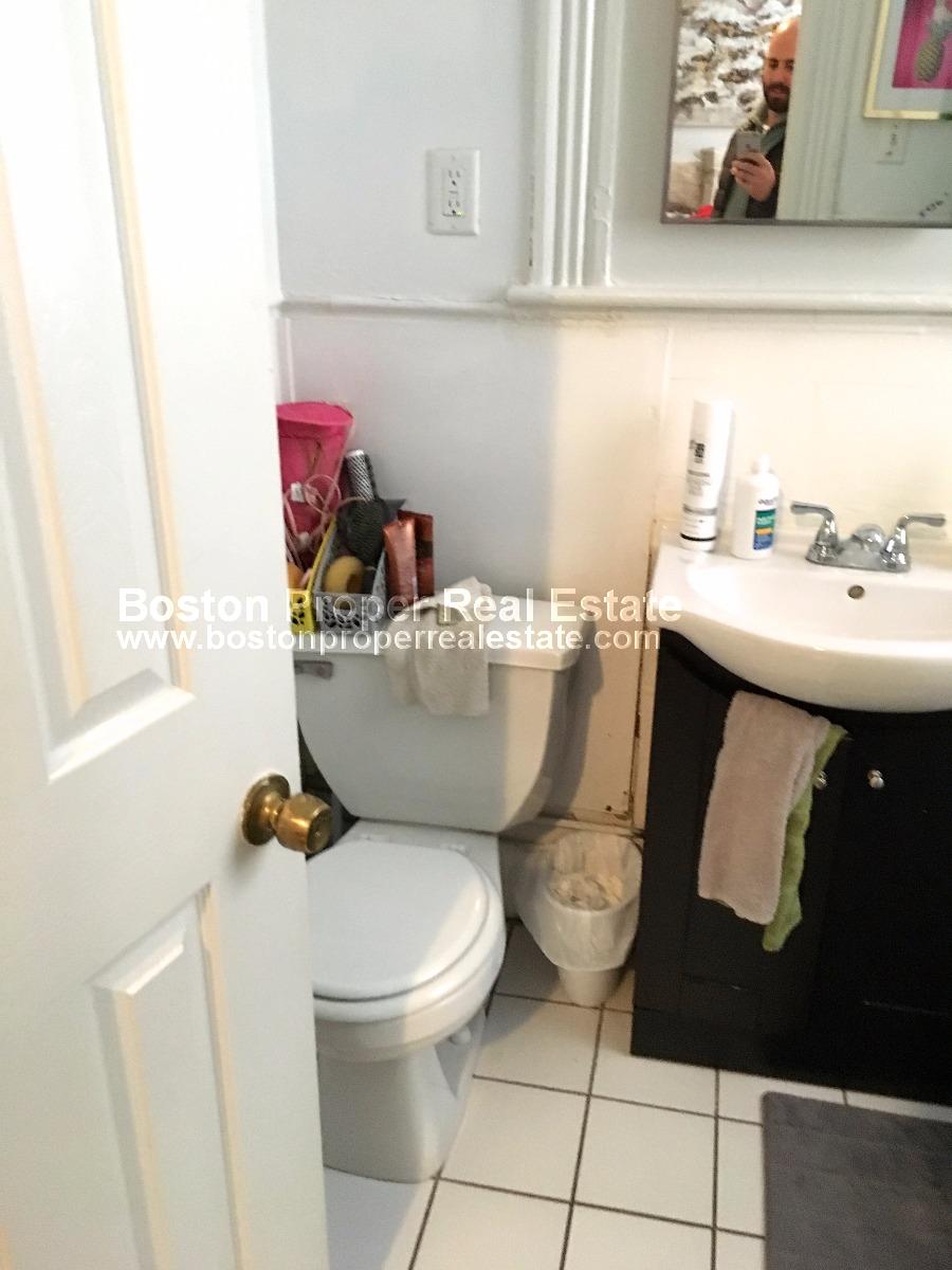 1111 Boylston St, Fenway