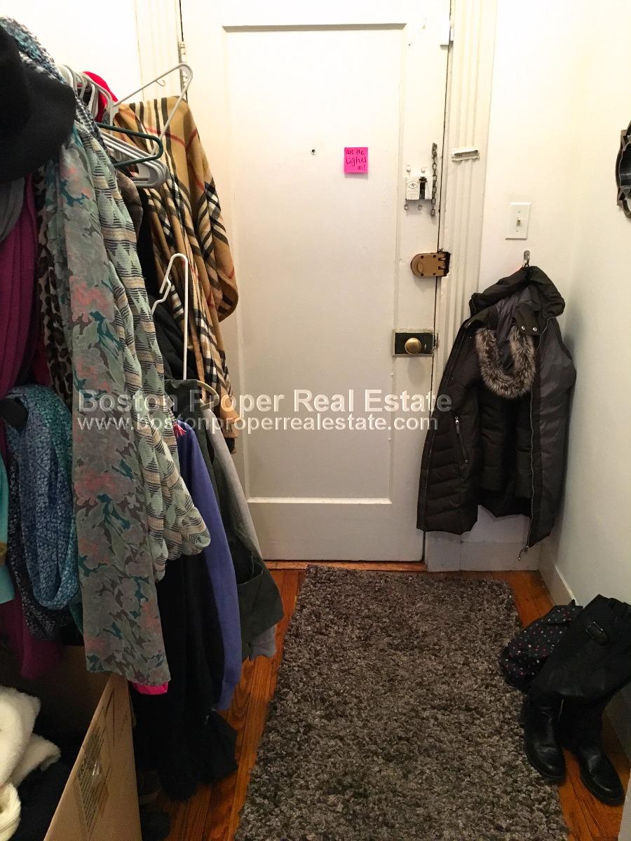 1111 Boylston St, Fenway