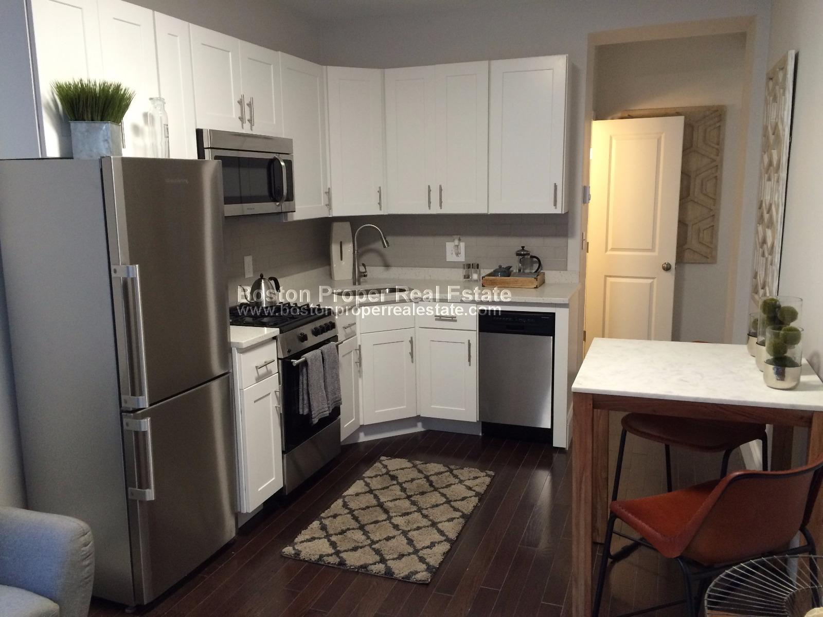 20-22 Clearway St, Back Bay