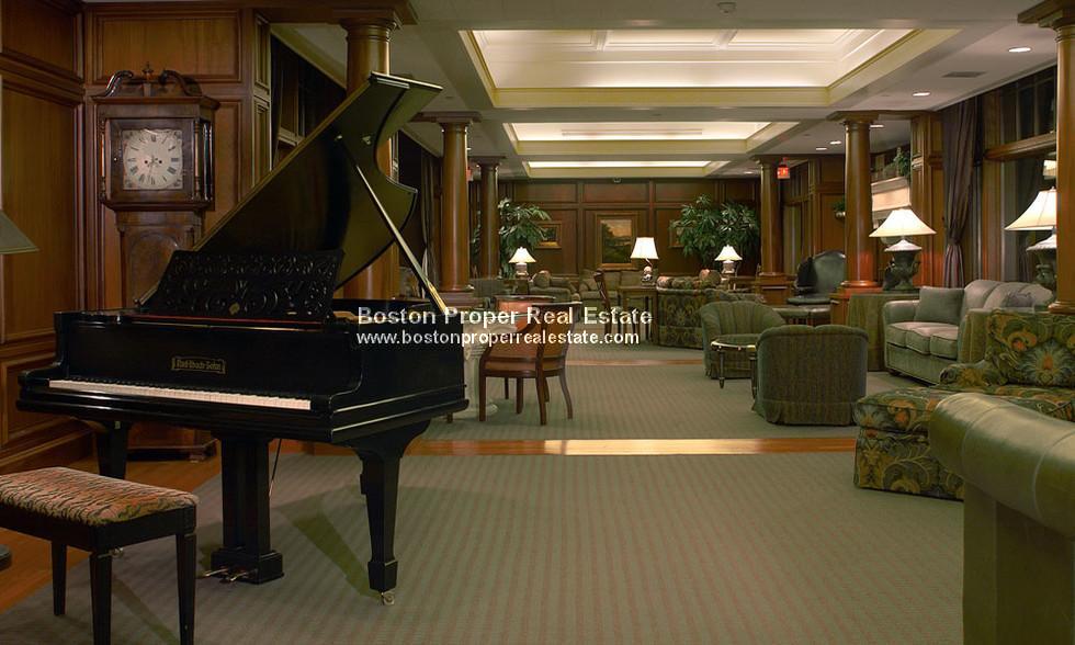 221 Massachusetts Ave, Fenway