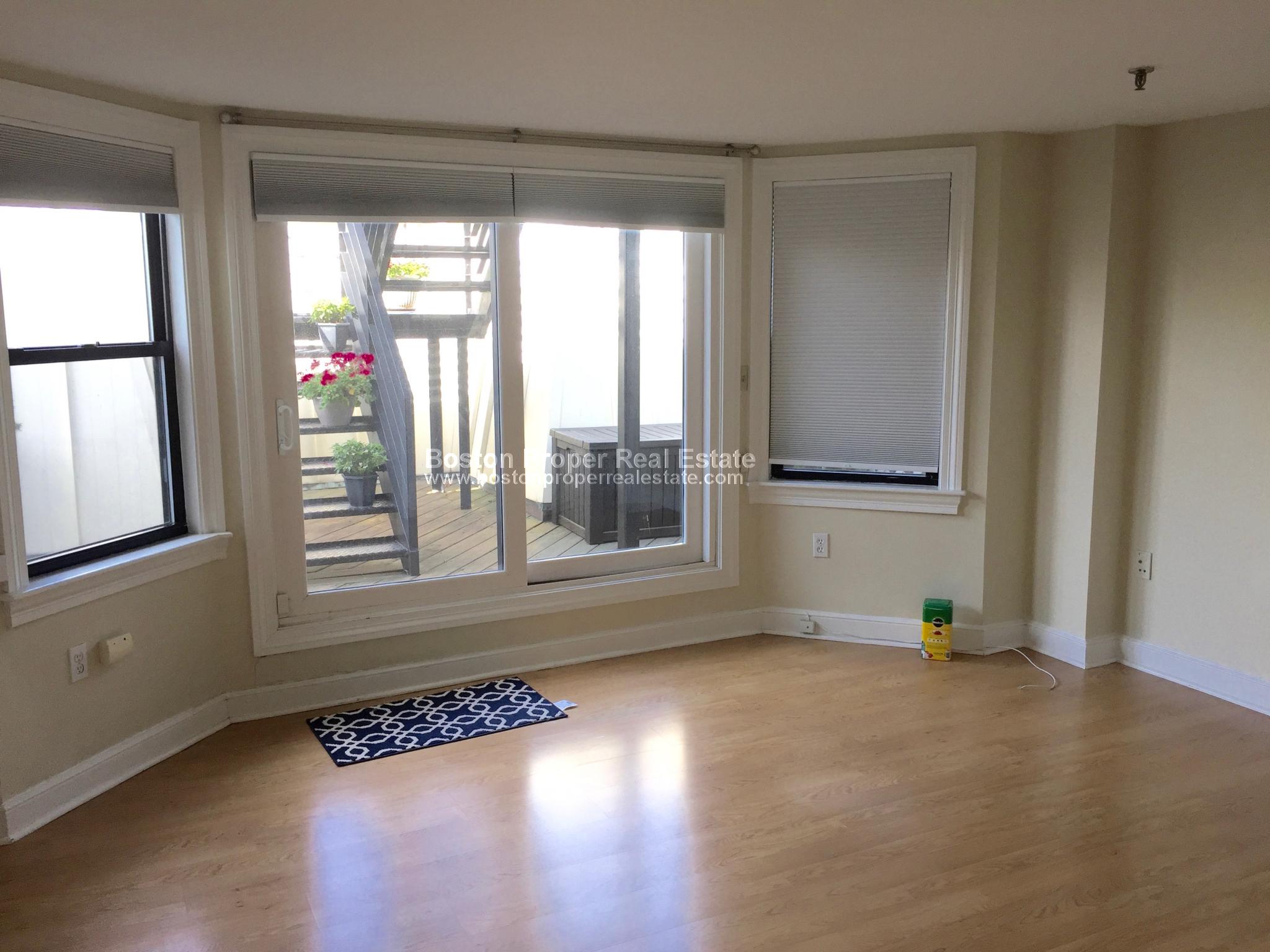 390 Commonwealth Ave, Back Bay