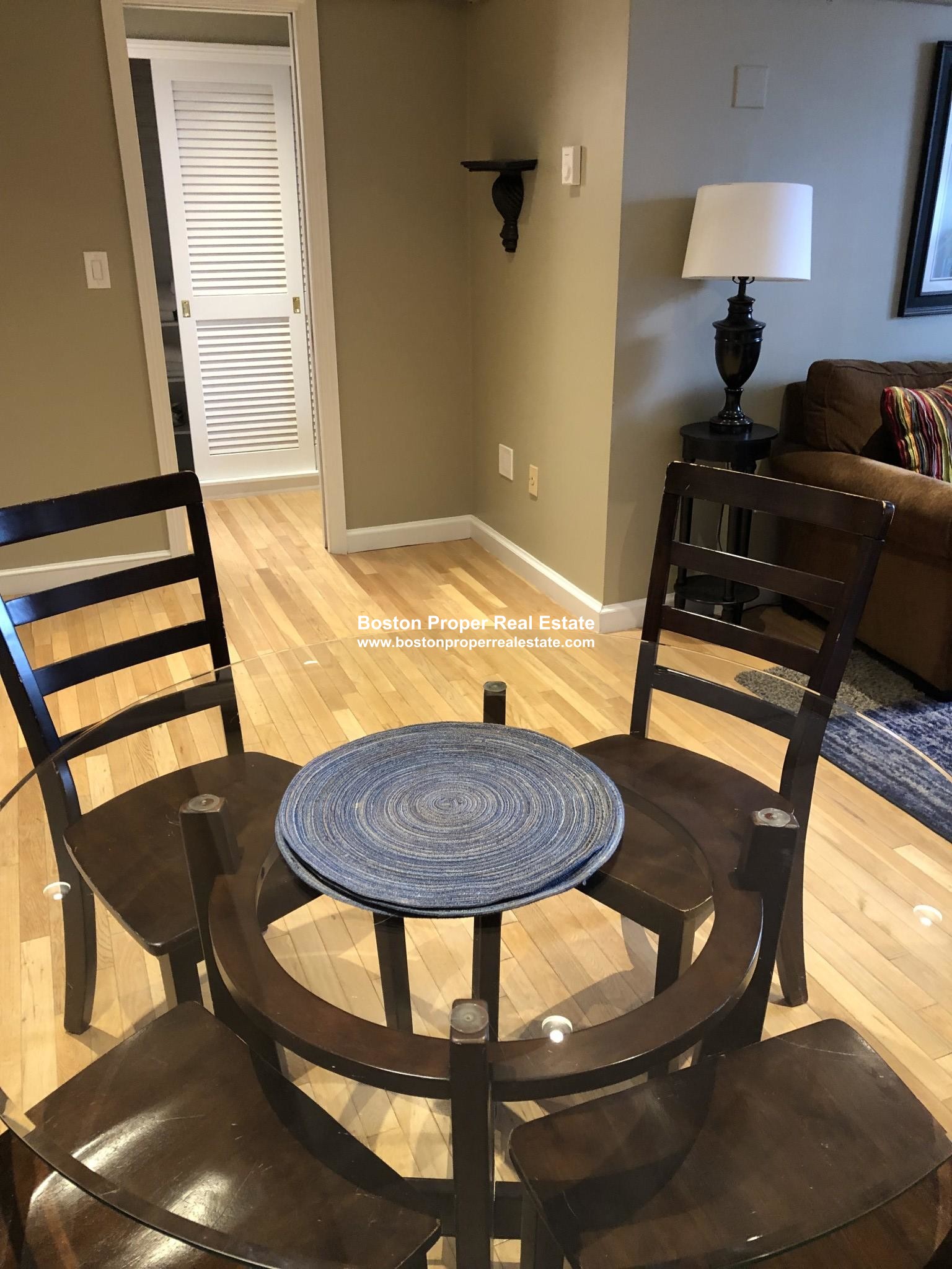 113 Beacon St, Back Bay