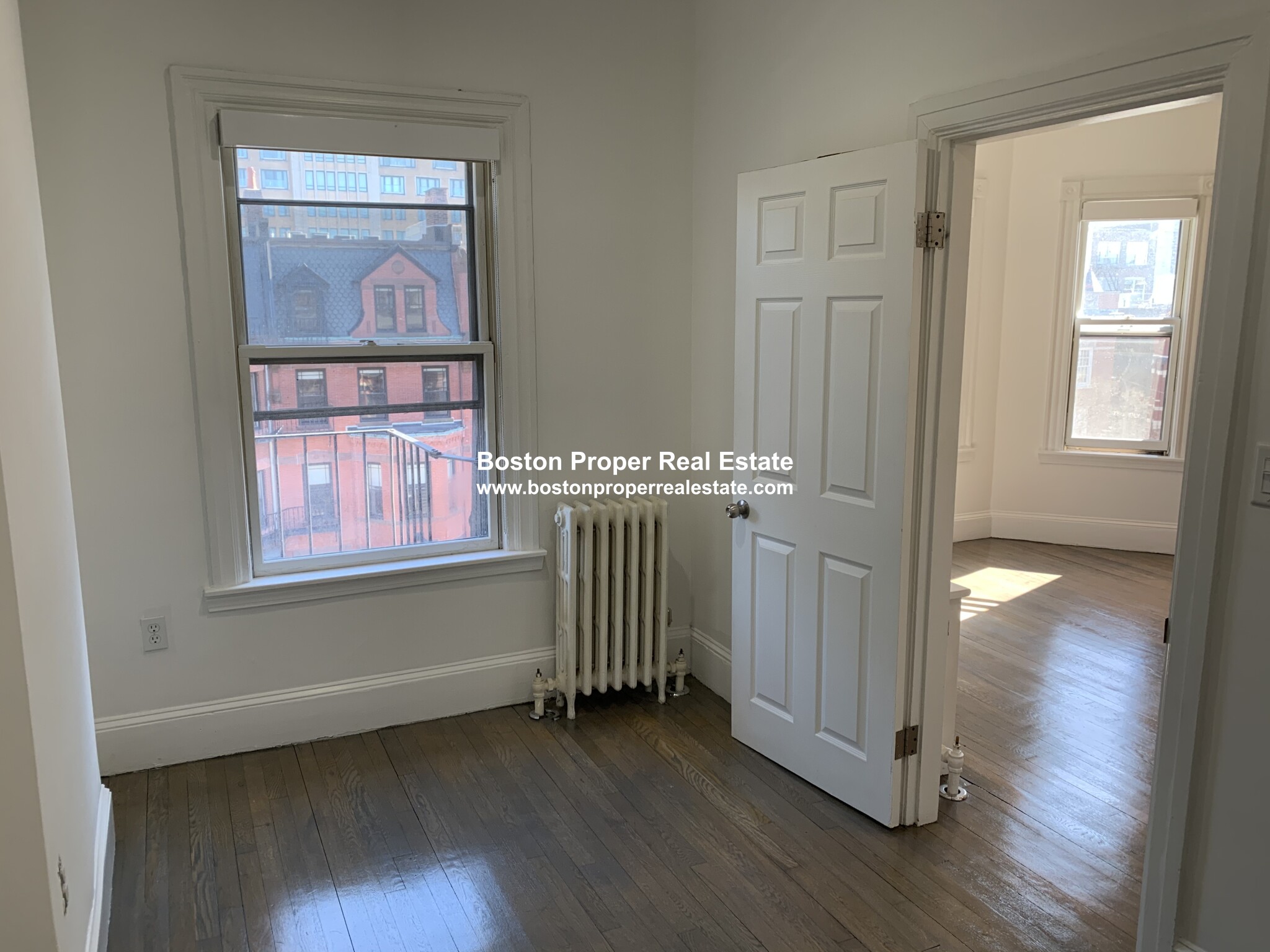 225 Newbury St, Back Bay