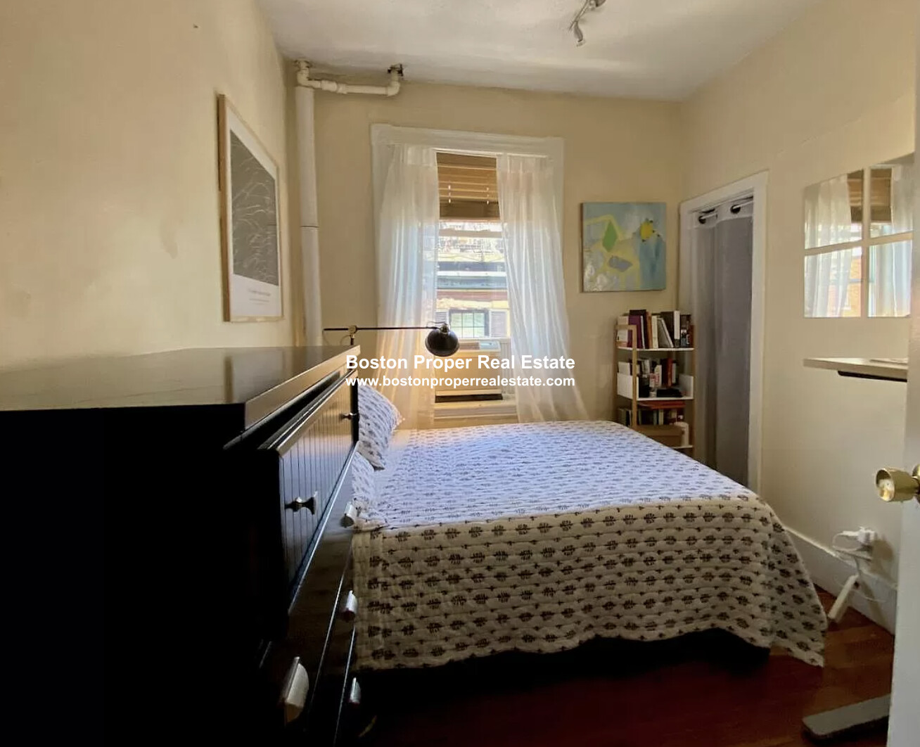 108 Myrtle St, Beacon Hill