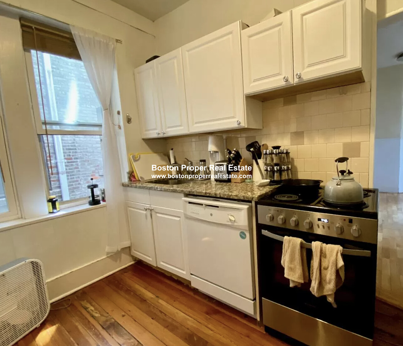 108 Myrtle St, Beacon Hill