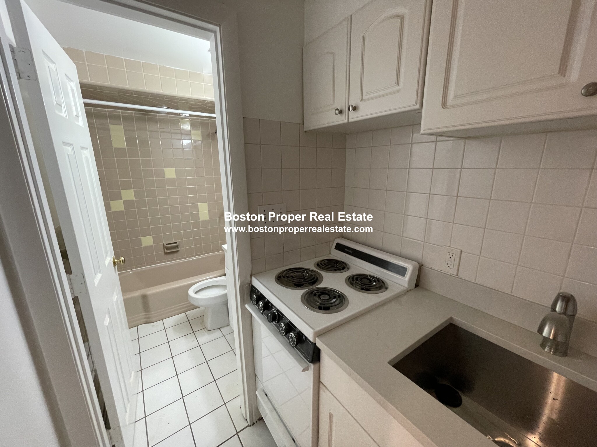 49 Gloucester St, Back Bay