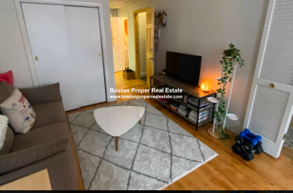 32 Irving St, Beacon Hill