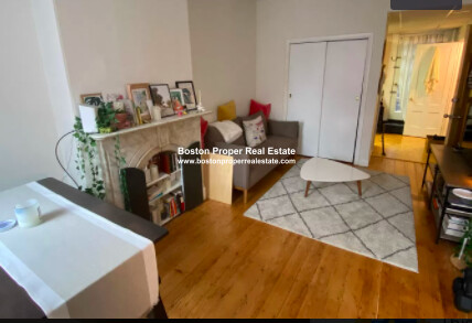 32 Irving St, Beacon Hill