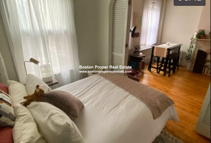 32 Irving St, Beacon Hill