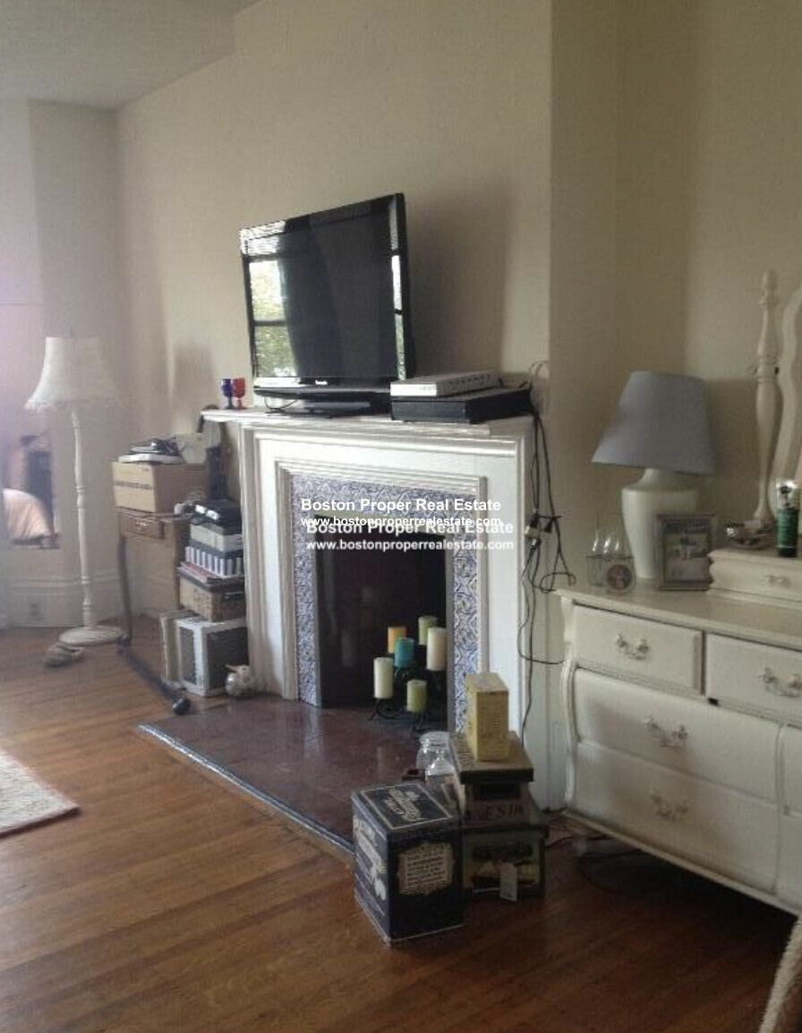 312 Beacon St, Back Bay