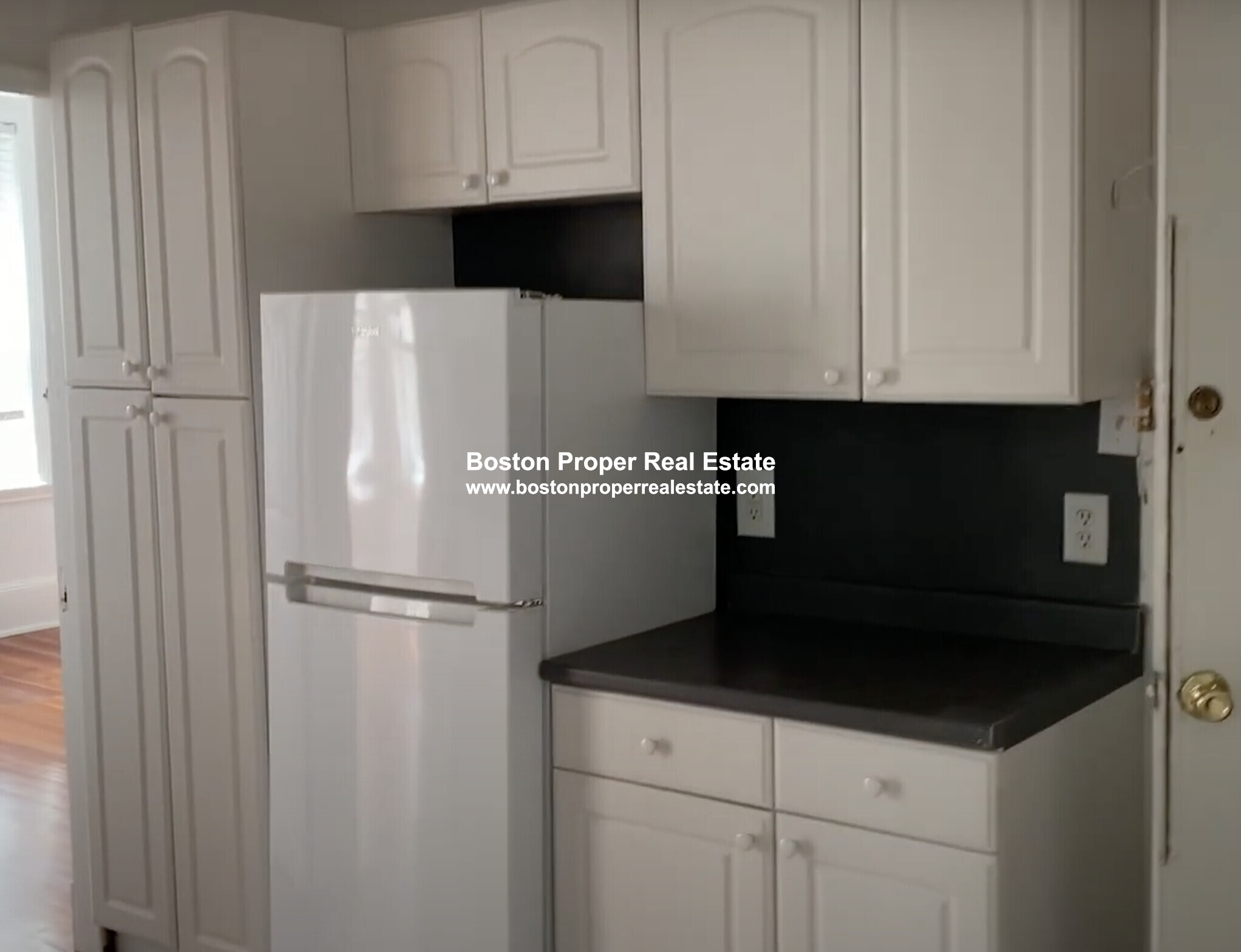 64 Hemenway St, Fenway