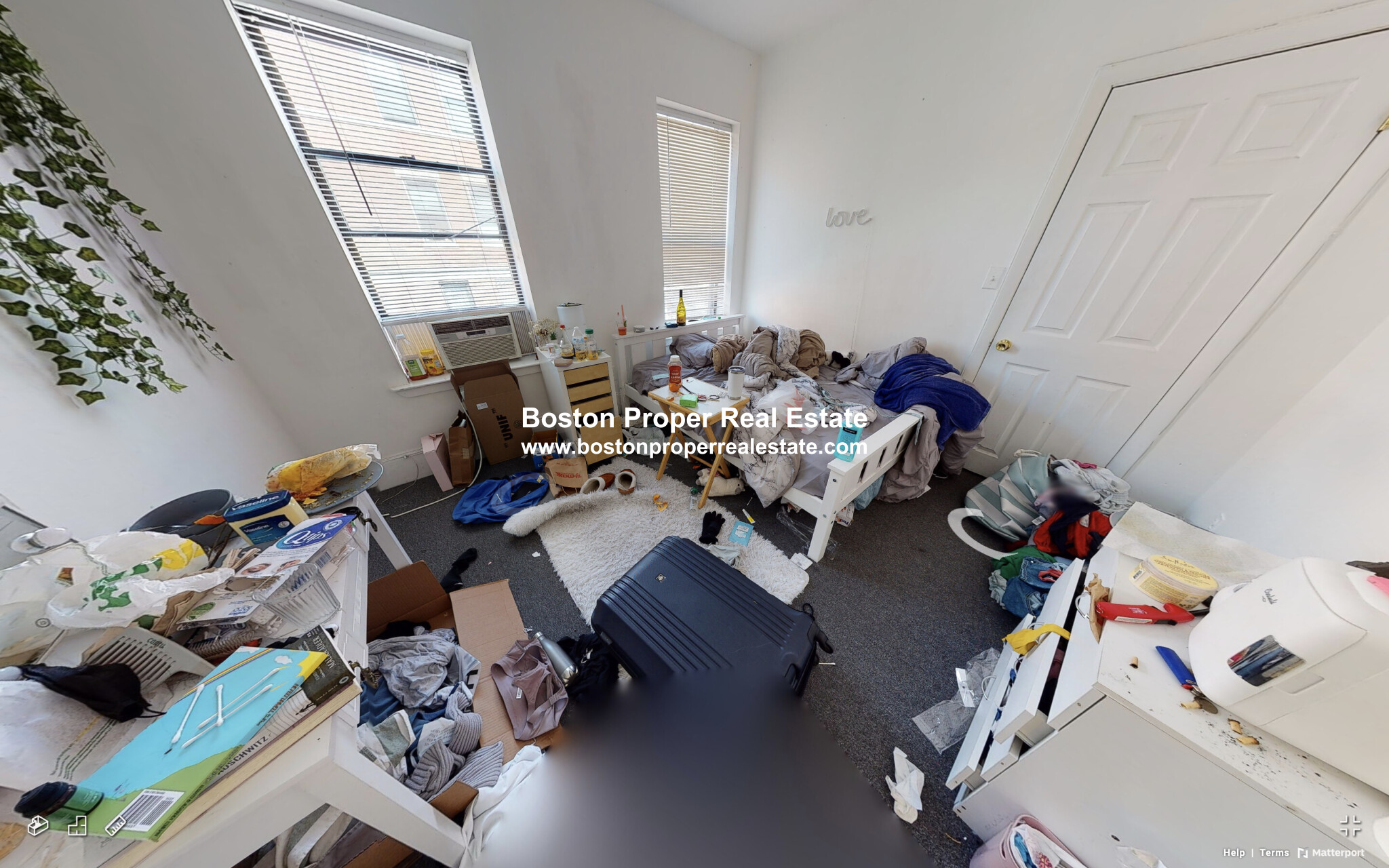 878 Huntington Ave, Mission Hill