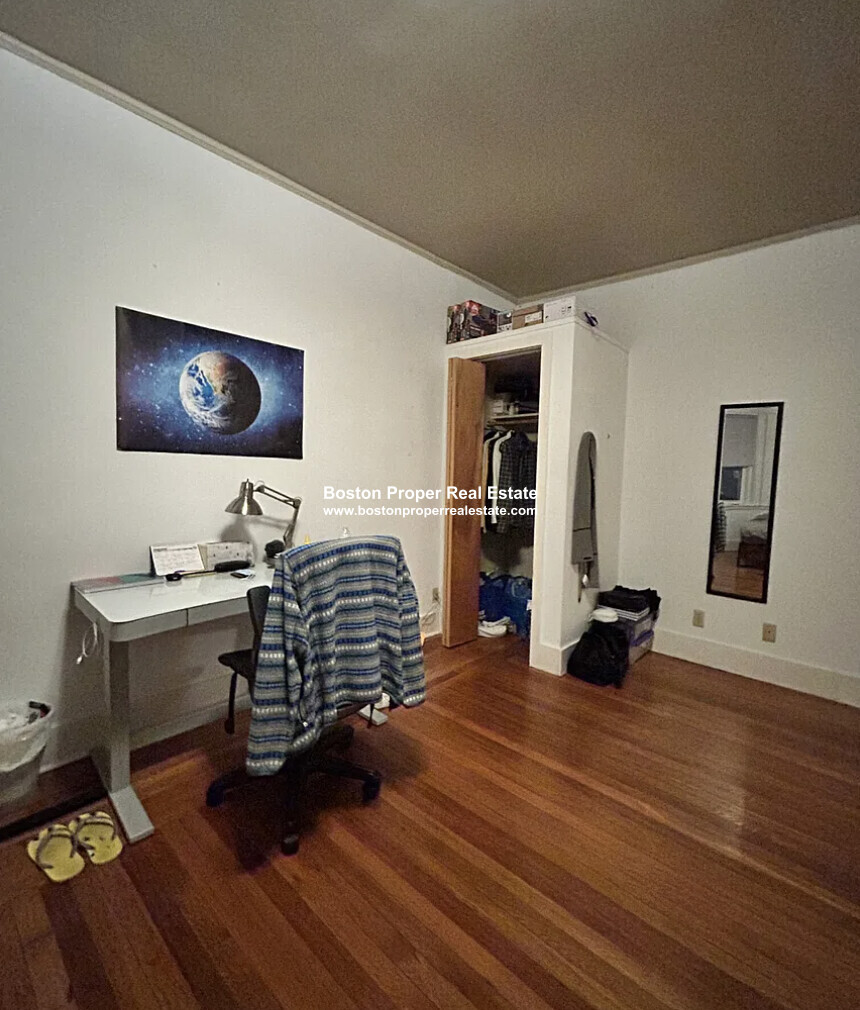 24 Westland Ave, Fenway