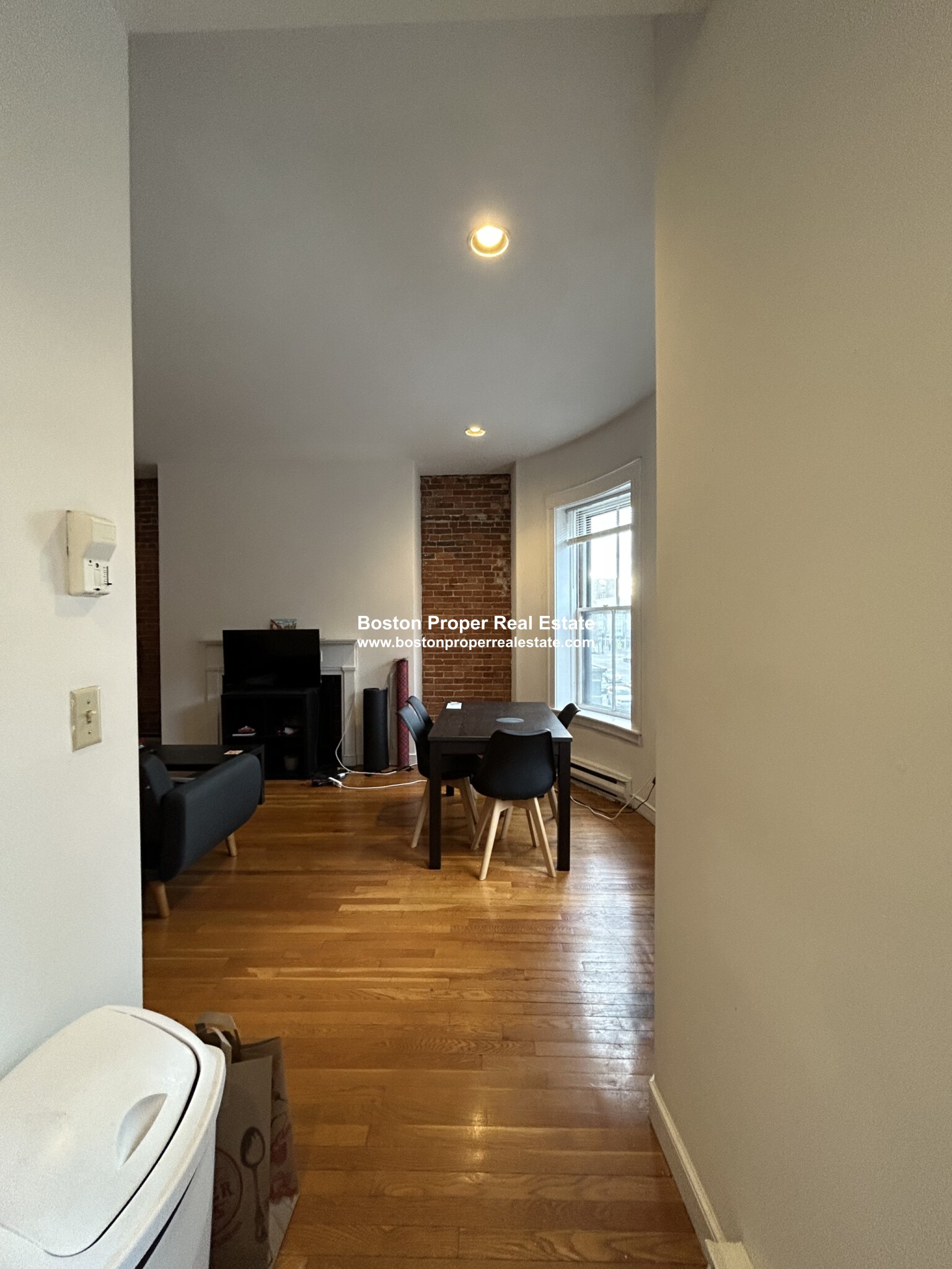 1742 Washington St, South End