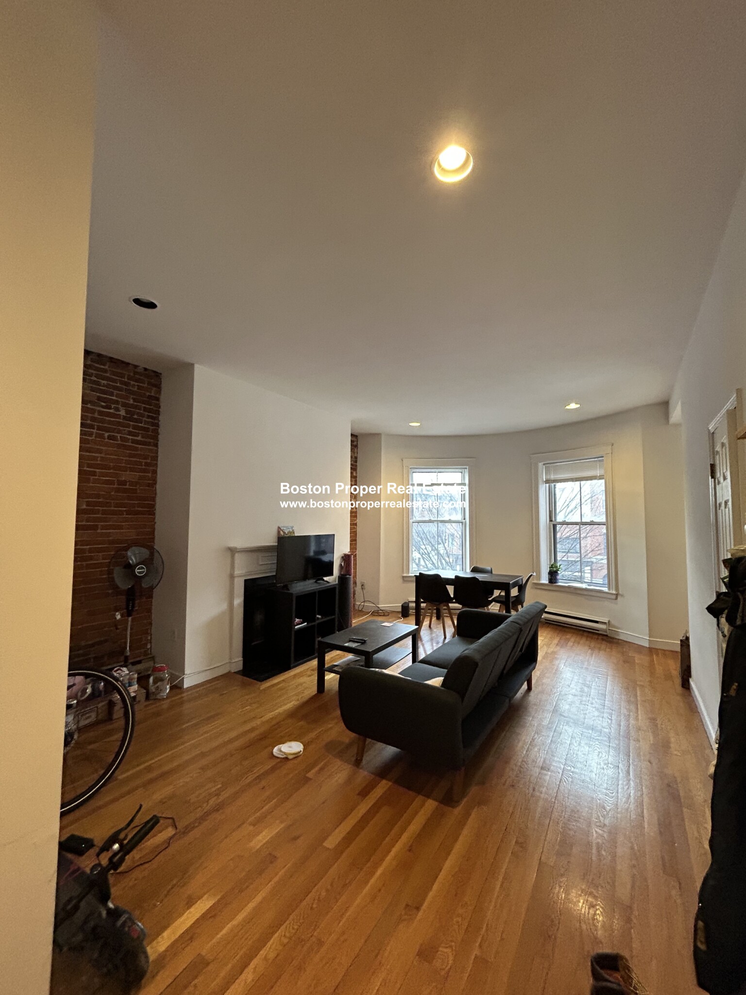 1742 Washington St, South End