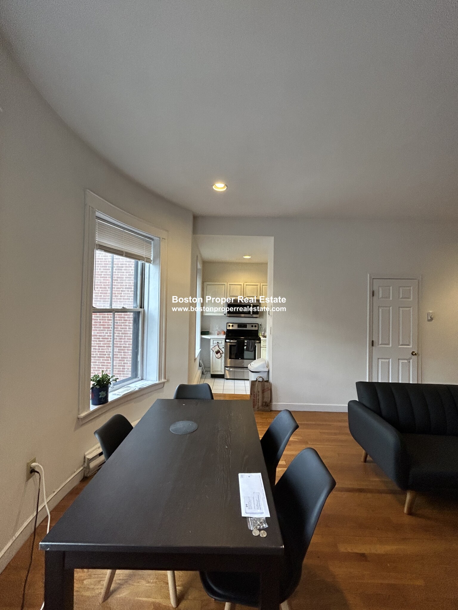 1742 Washington St, South End