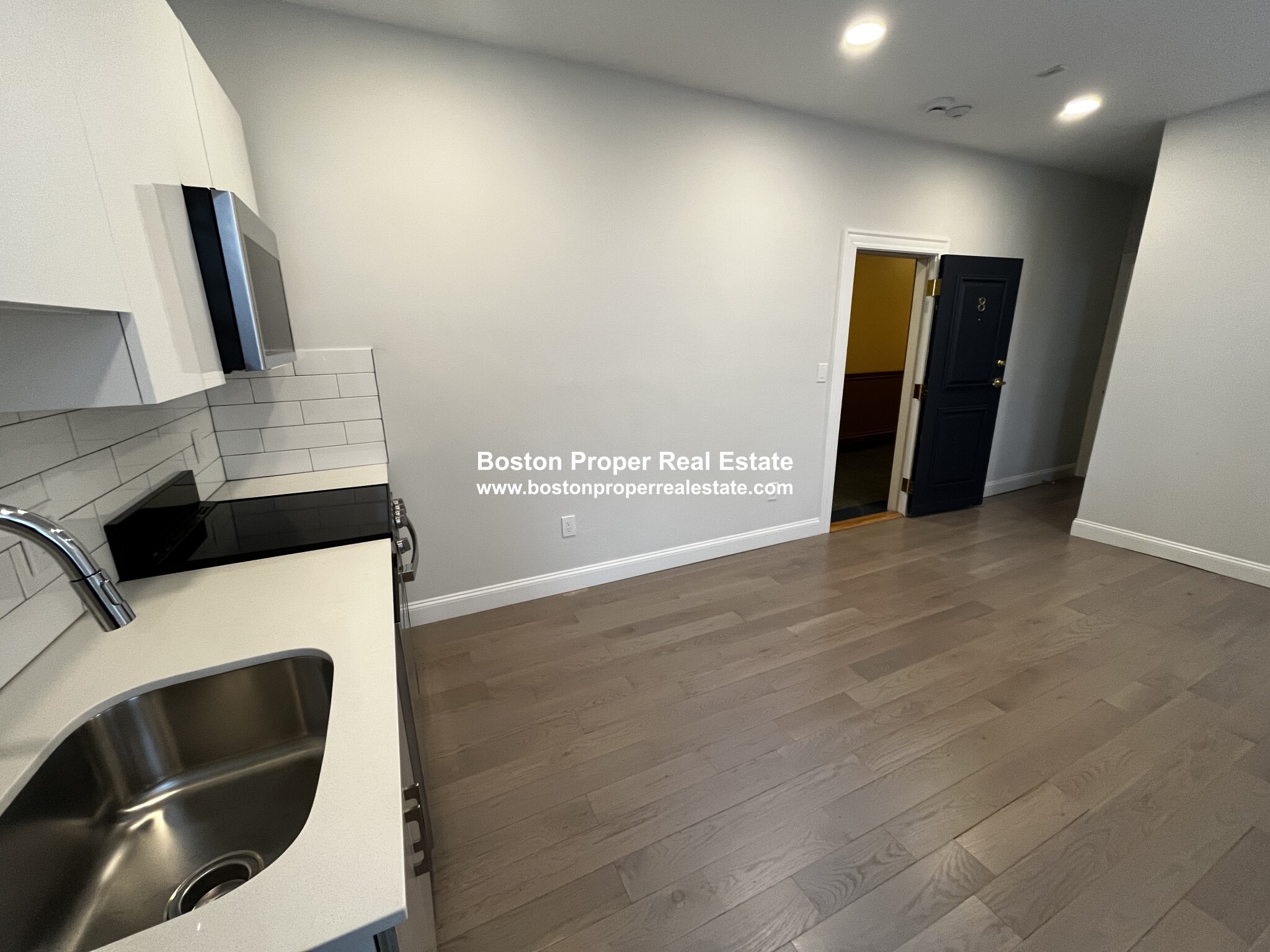 120 Peterborough St, Fenway