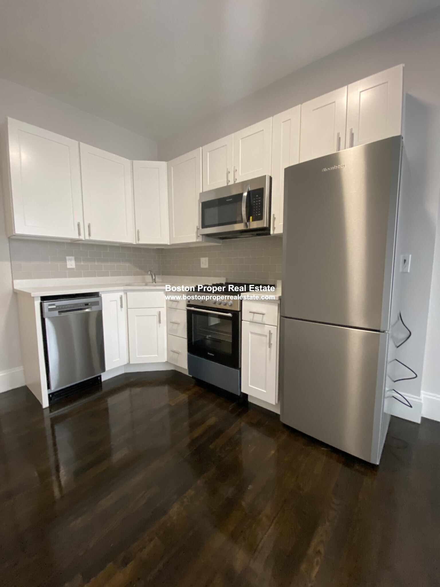 44 Clearway St, Back Bay