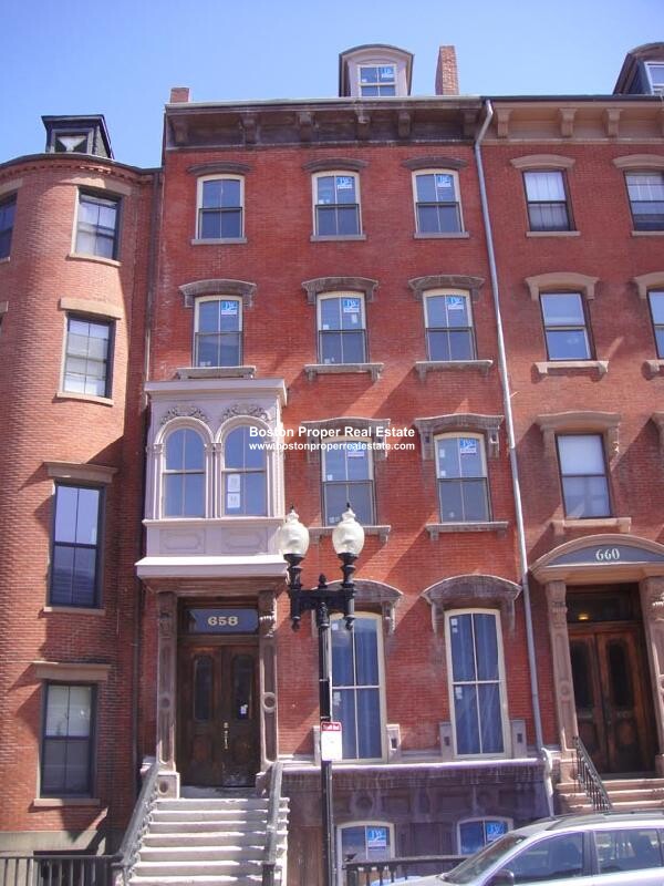 658 Massachusetts Ave, South End