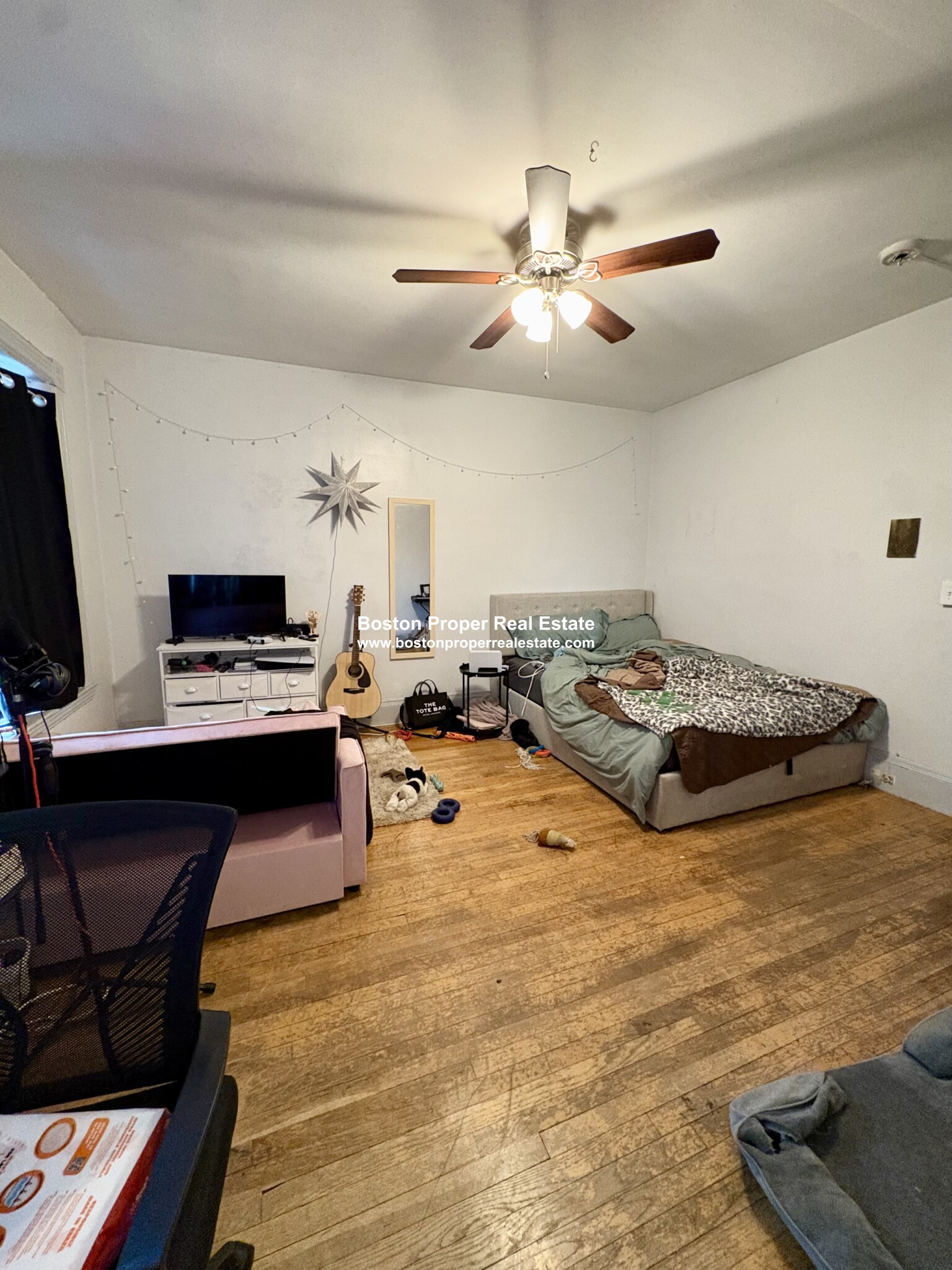 1091 Boylston St, Fenway