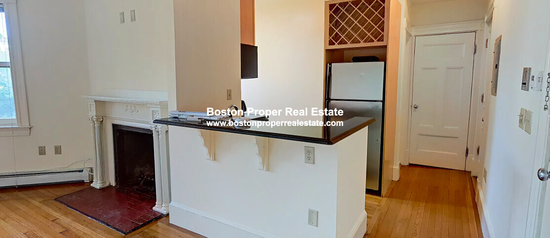 195 Commonwealth Ave, Back Bay