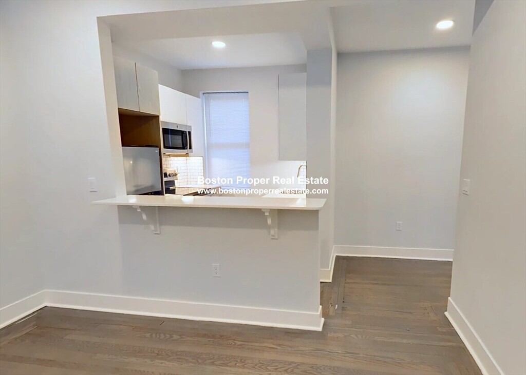 20 Queensberry St, Fenway