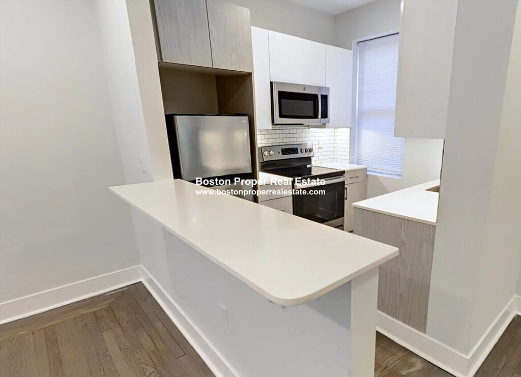 20 Queensberry St, Fenway