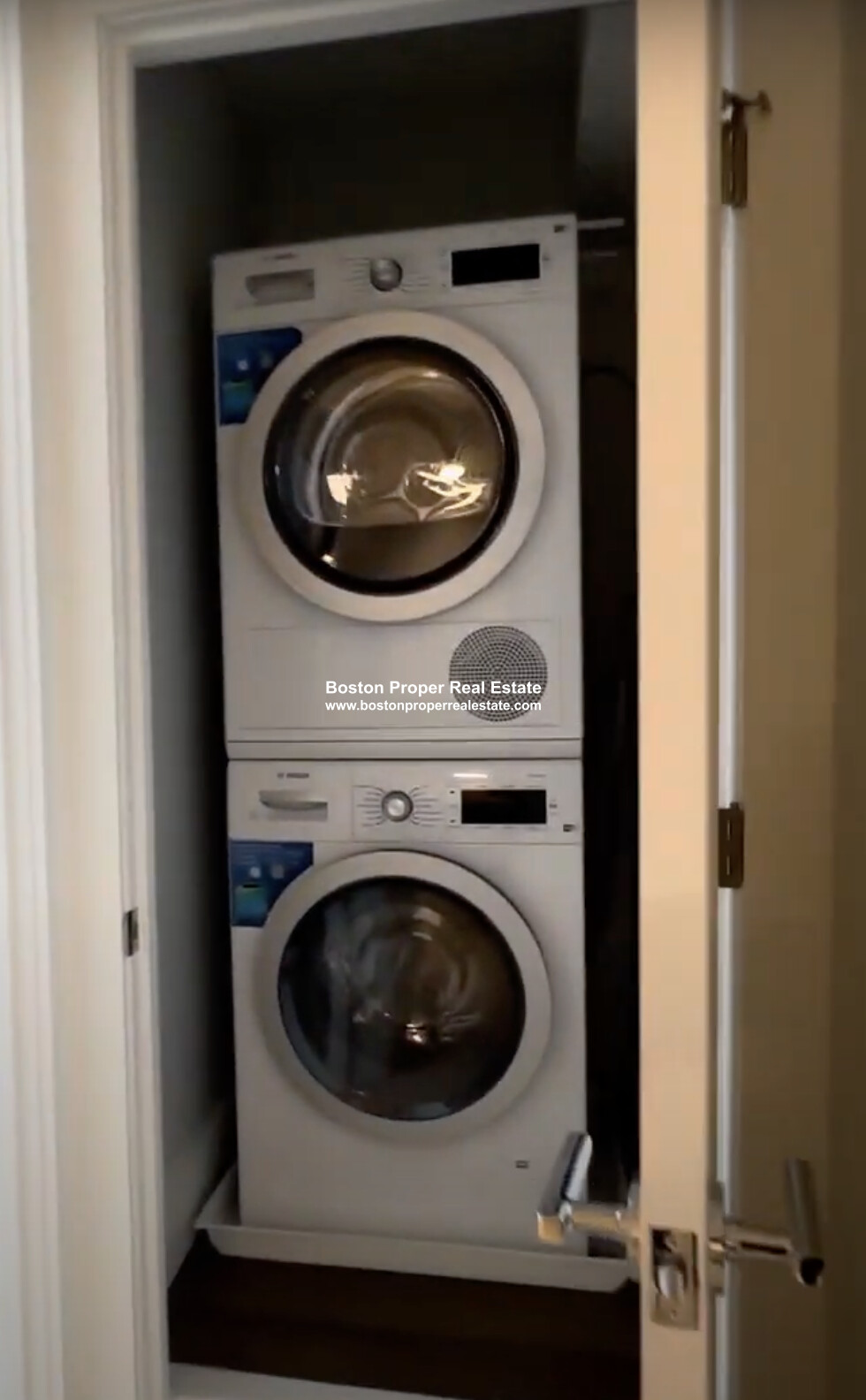 28 Exeter St, Back Bay