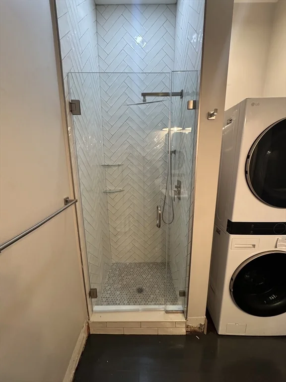 281 Franklin, Downtown