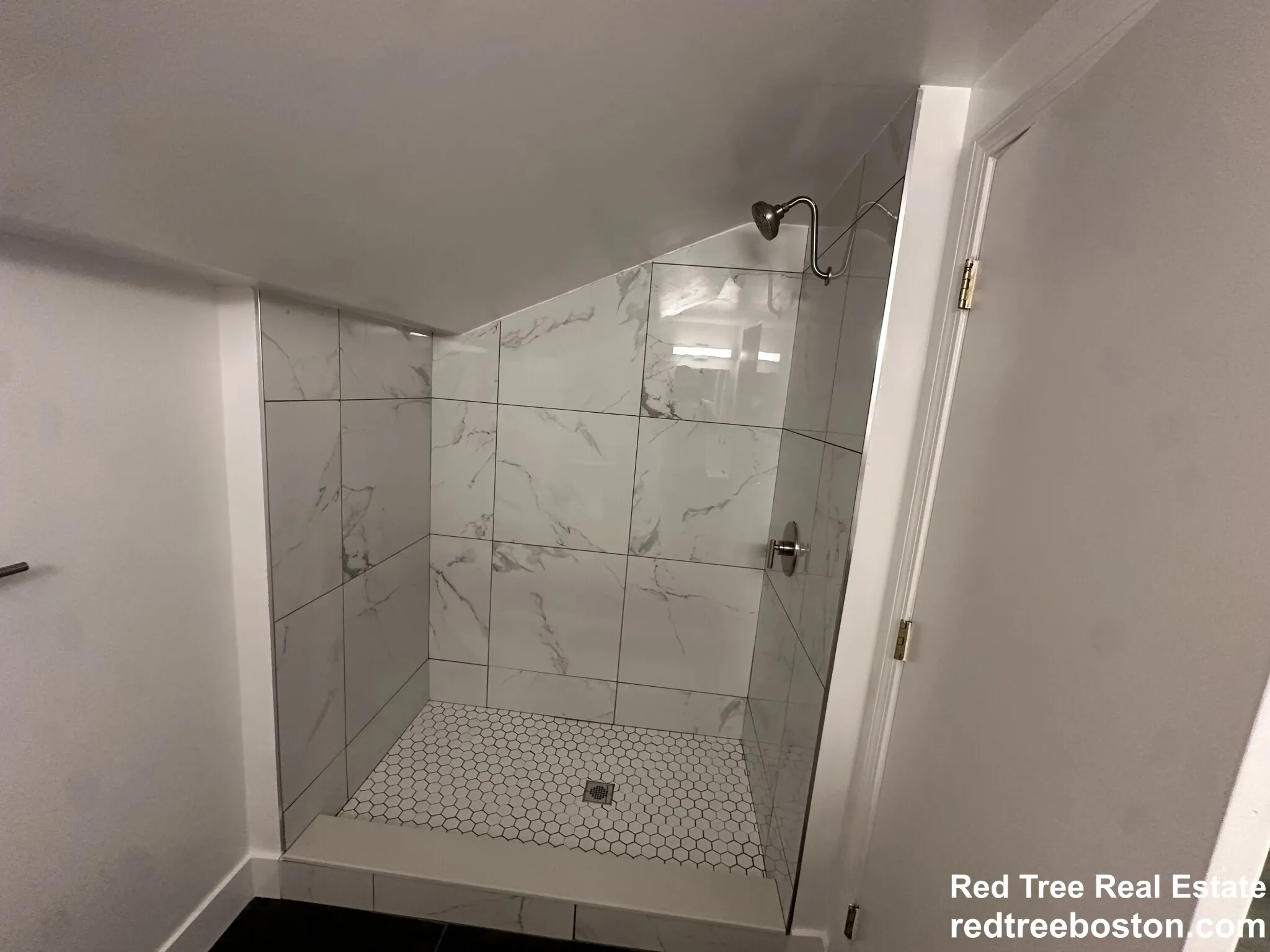 36 Queensberry St, Fenway