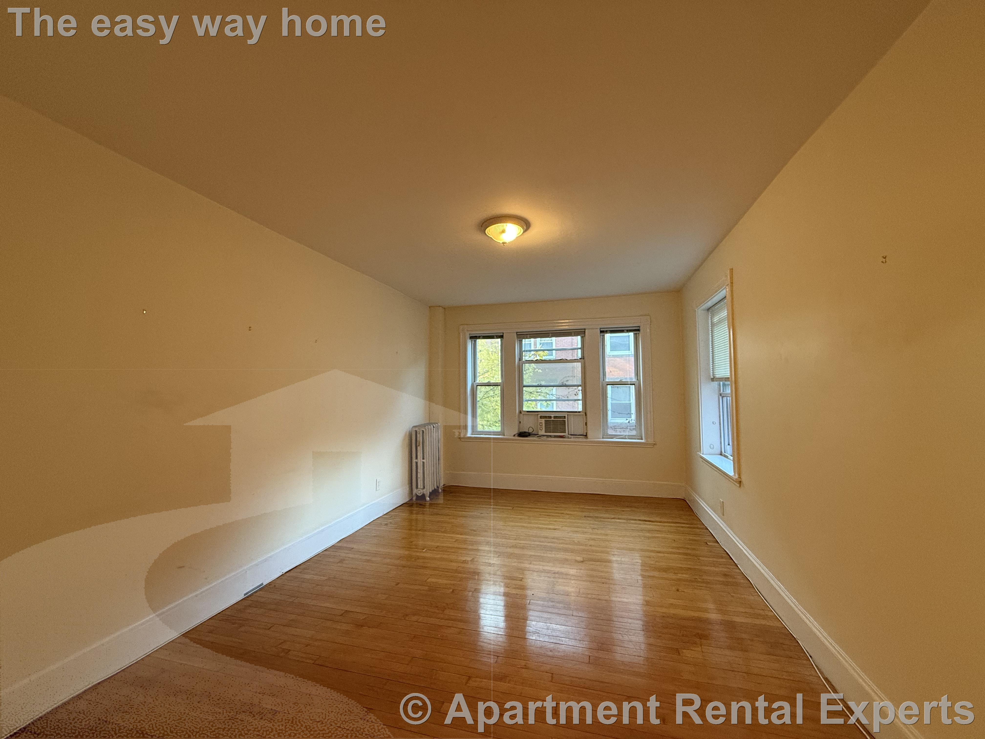 14 Centre St, Central Square