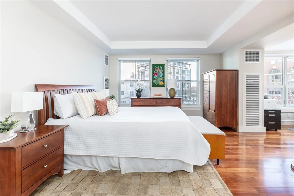 4 Battery Wharf, North End