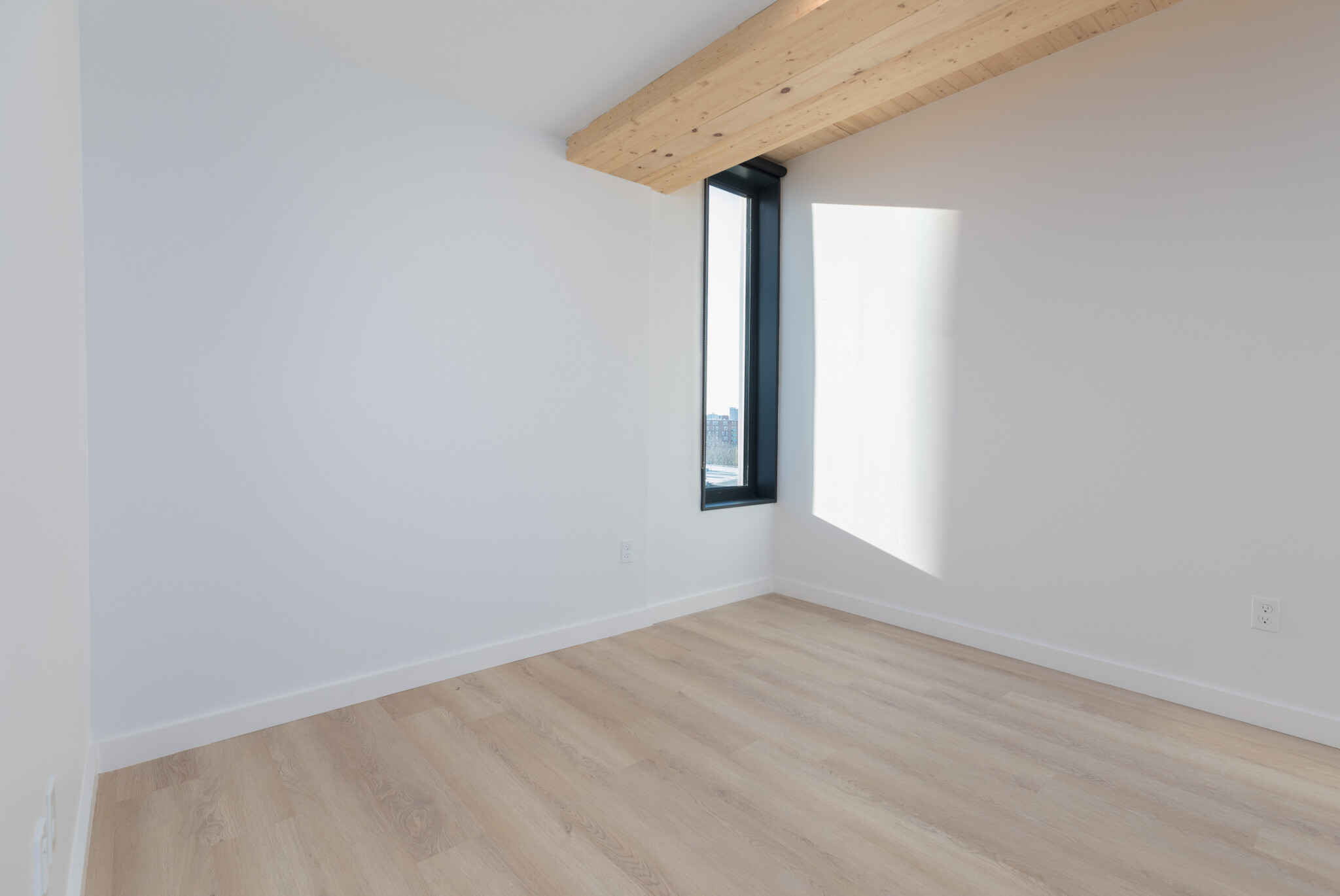 11 East Lenox St, Roxbury