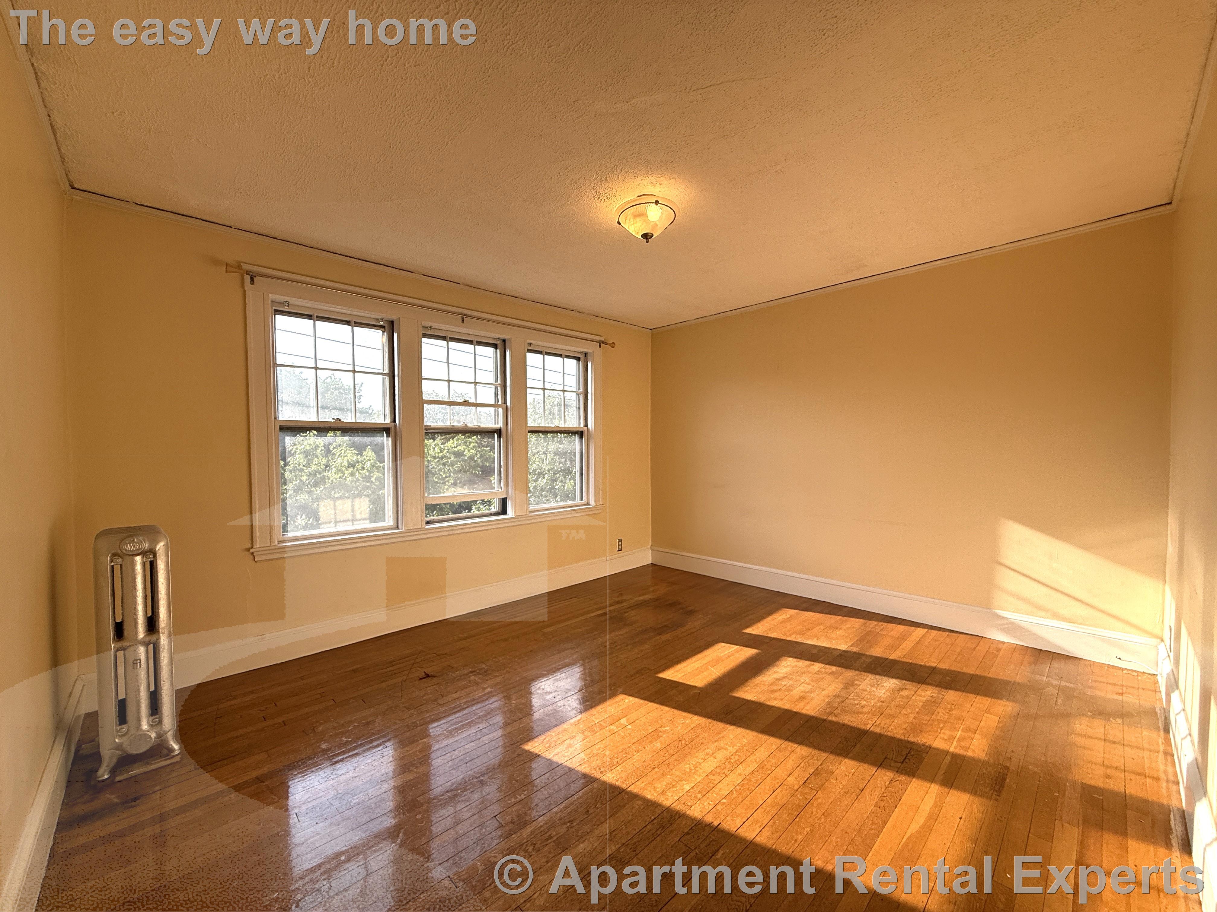 168 Norfolk St, Central Square