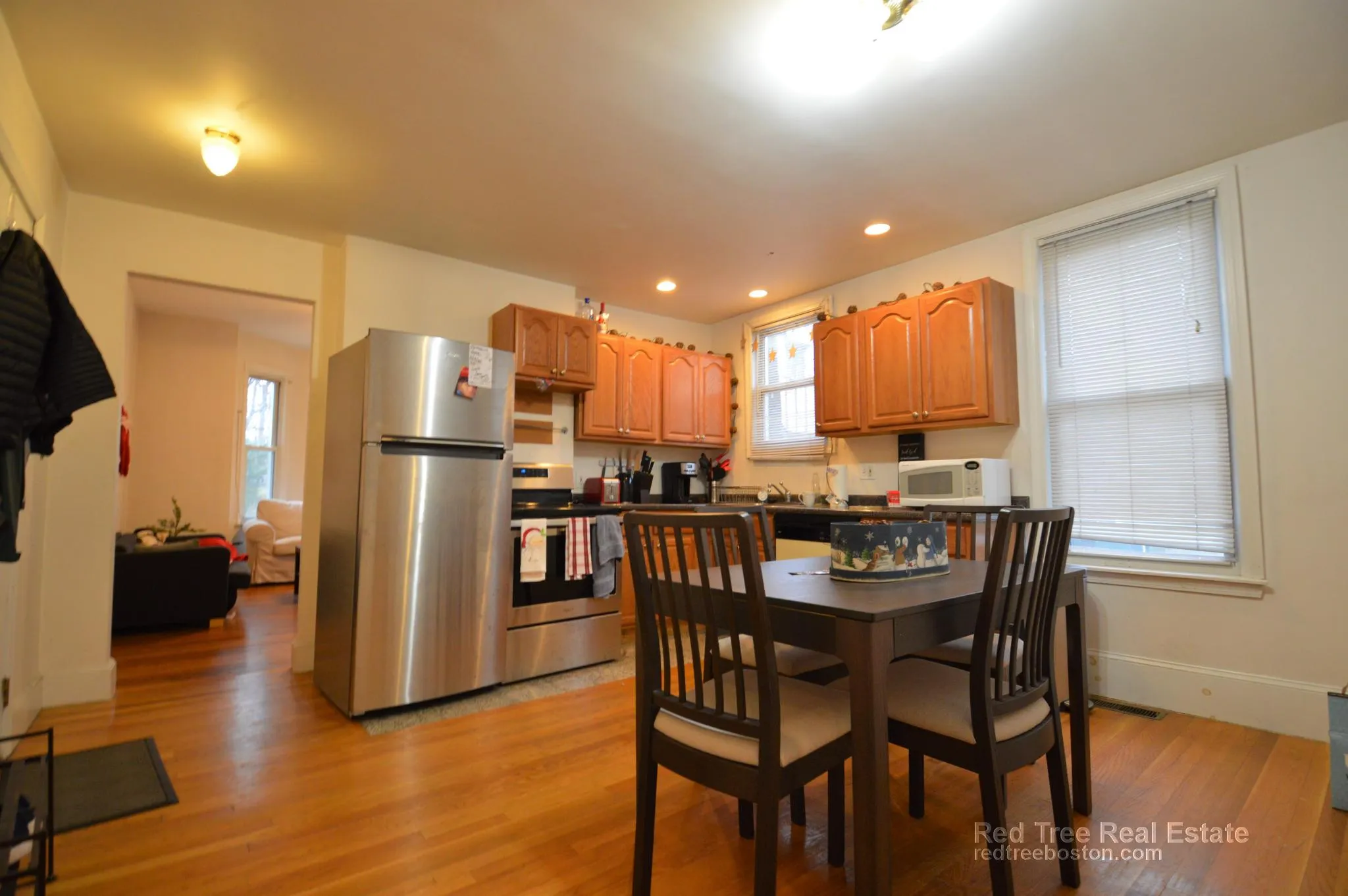 214 Freeman St, North Brookline