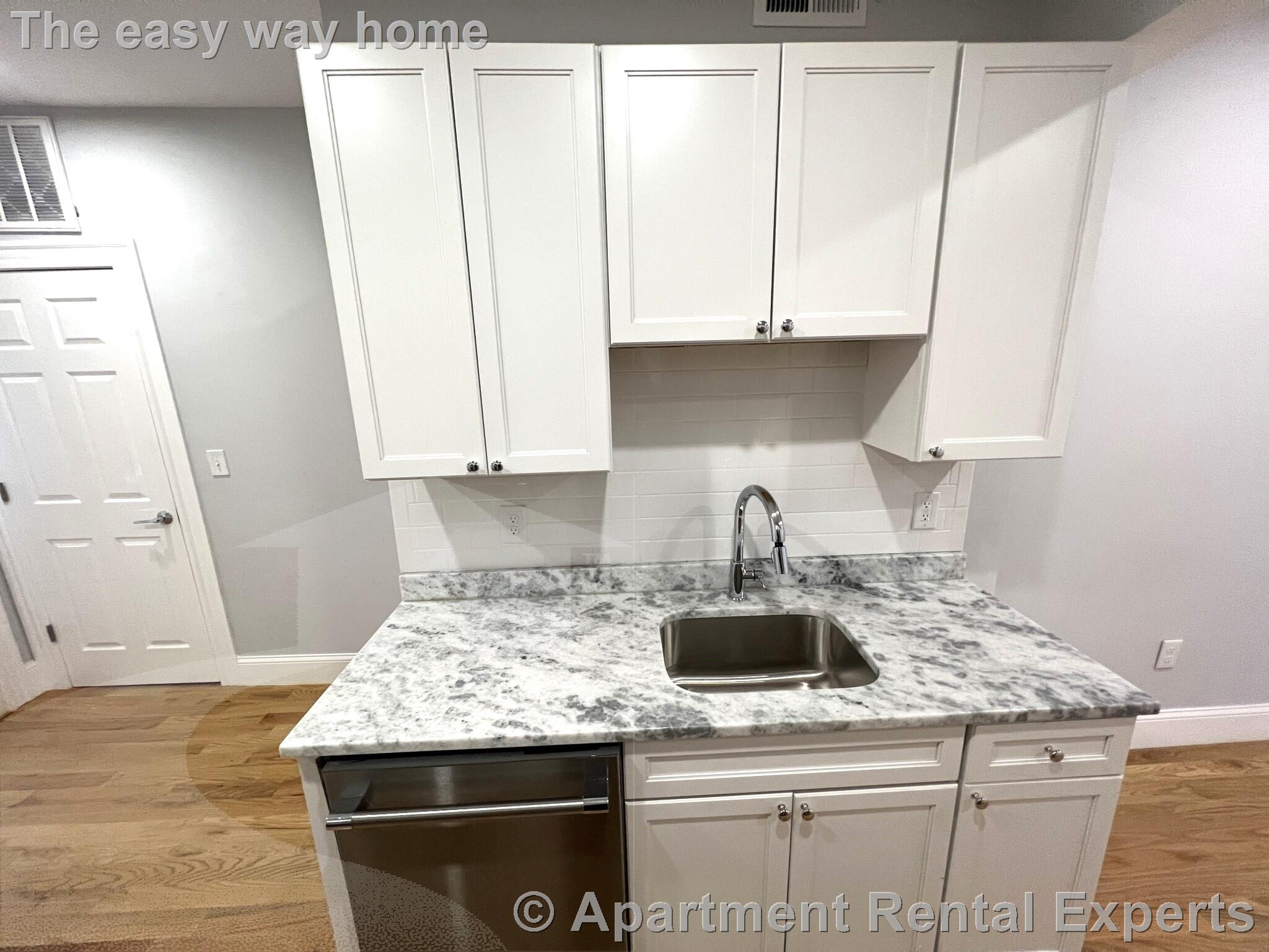 374 Oxford St, Porter Square