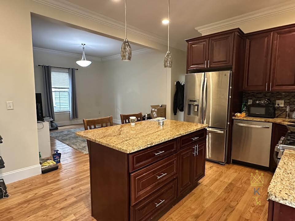 926 Dorchester Ave, Dorchester