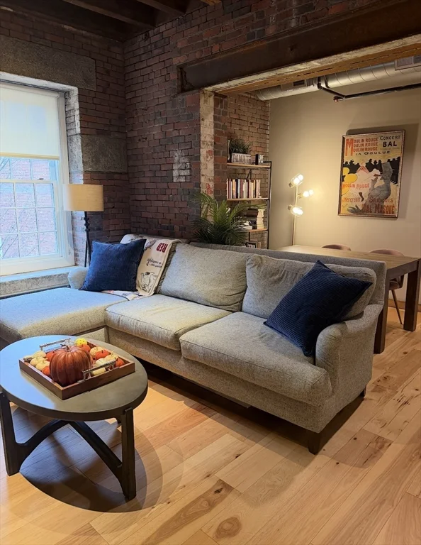 58 13th St, Charlestown