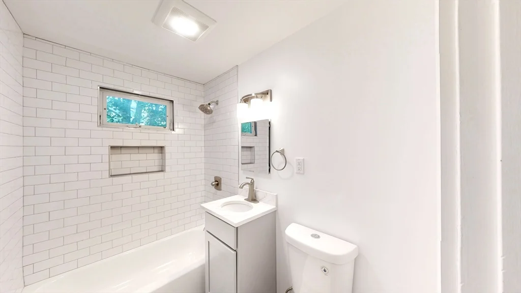 36 Nash St, Bemis