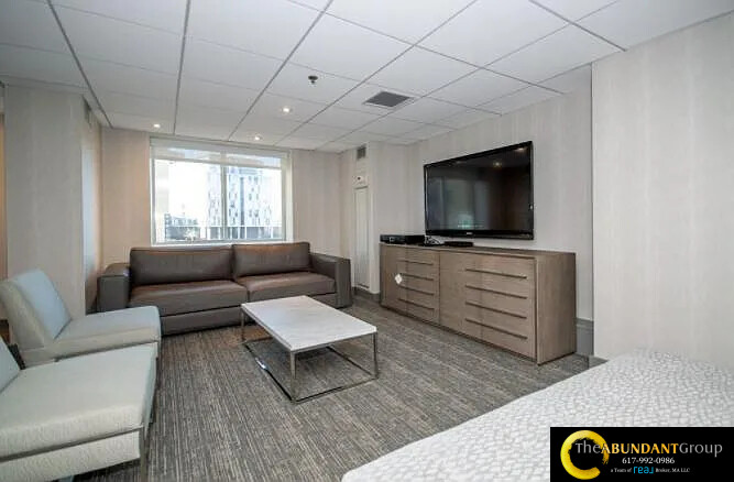 10 Museum Way, East Cambridge