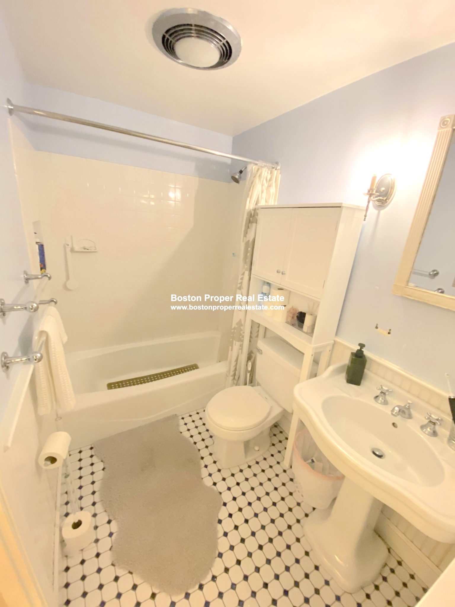 477 Beacon St, Back Bay