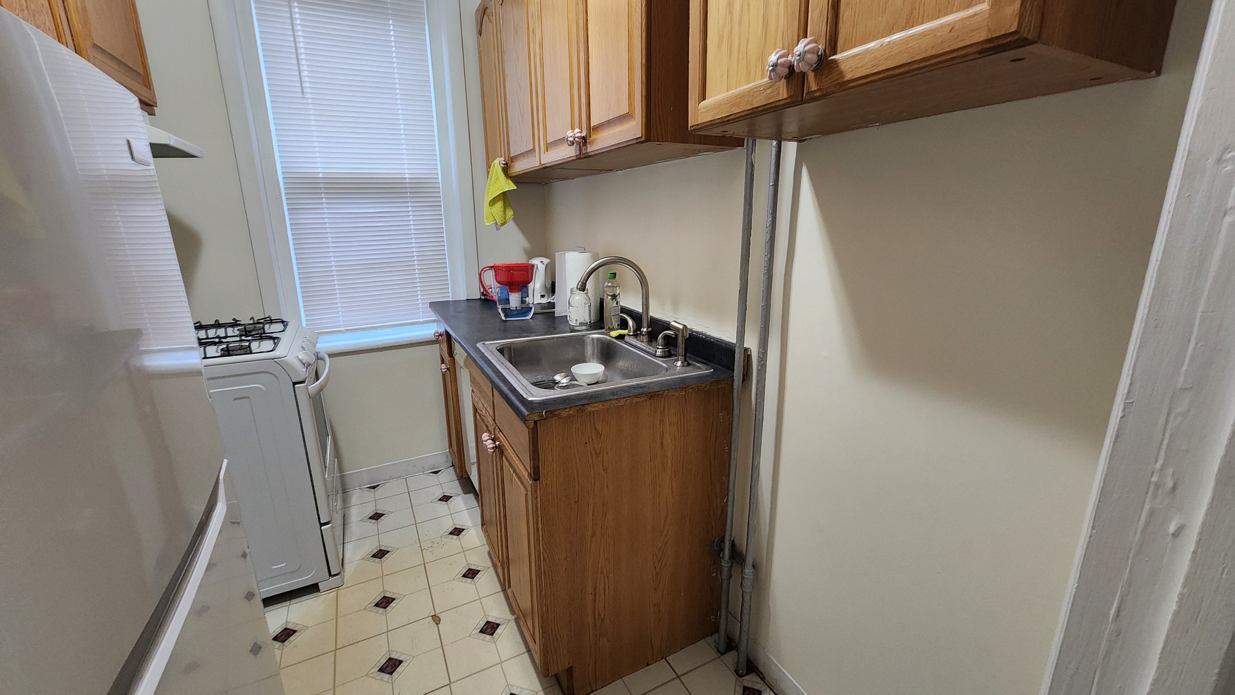 352 Riverway, Mission Hill