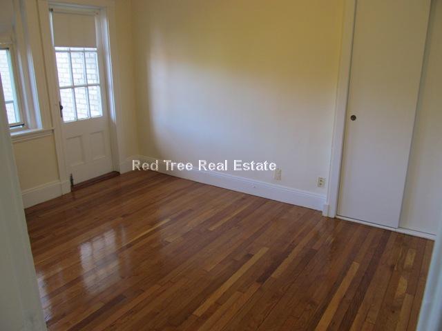 127 Washington St, Brighton